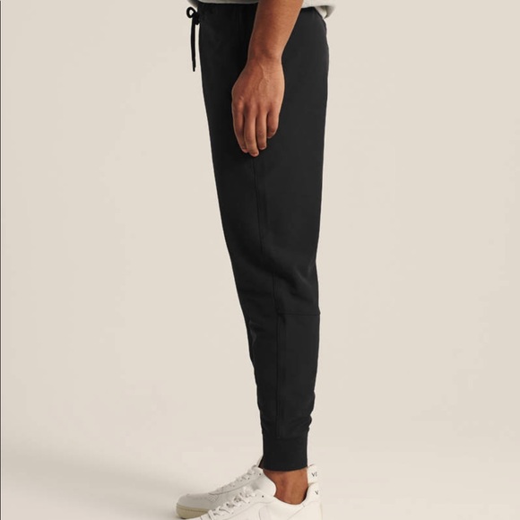 travel joggers abercrombie, fire sale 